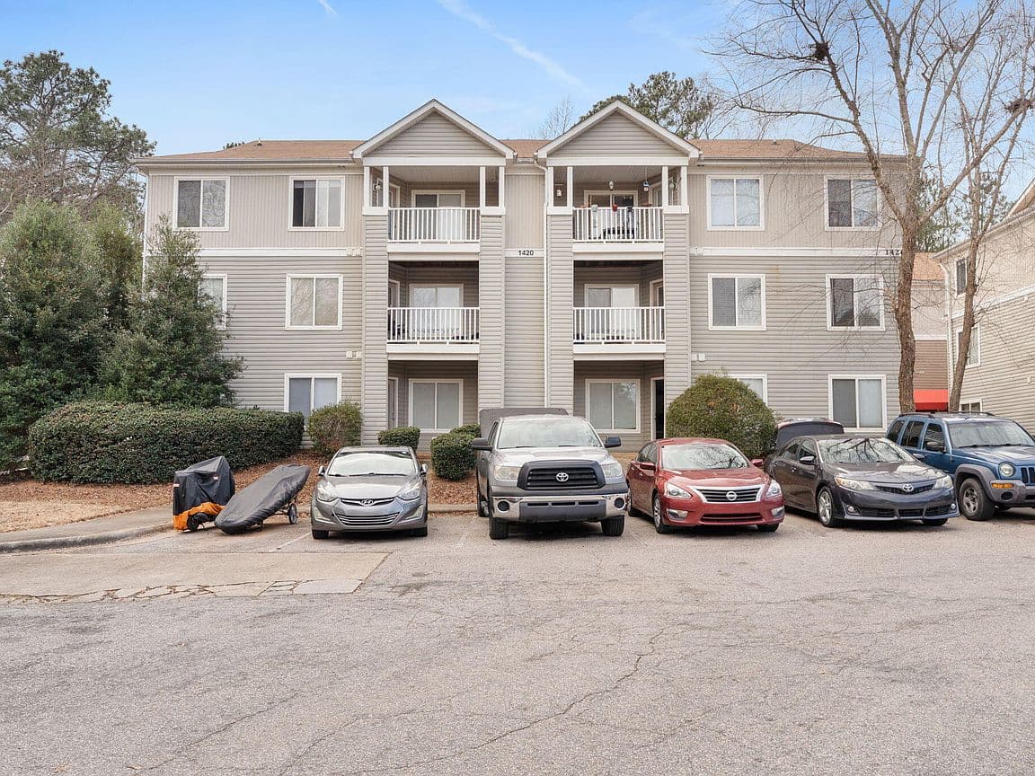 Primary listing photo