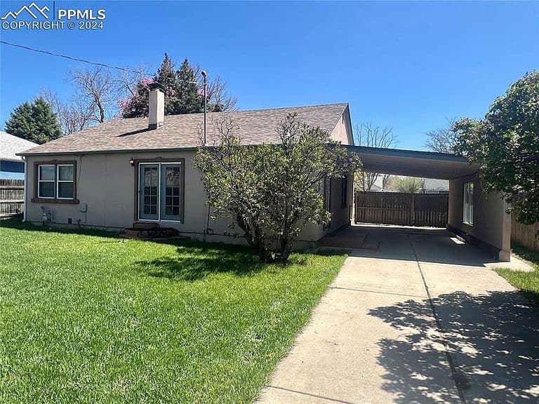 Listing photo 3