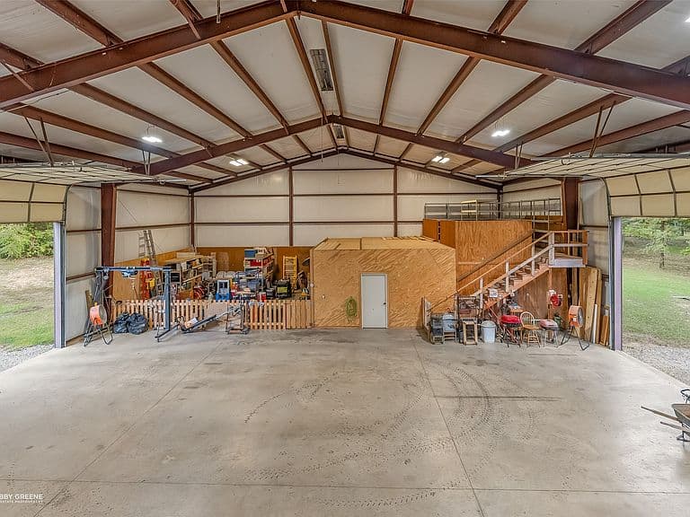 Listing photo 5
