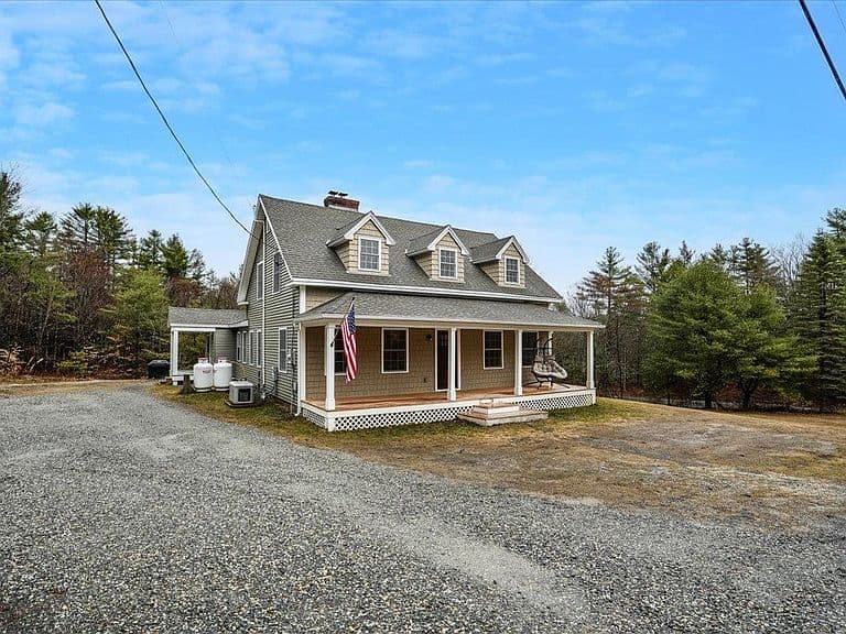 Listing photo 3