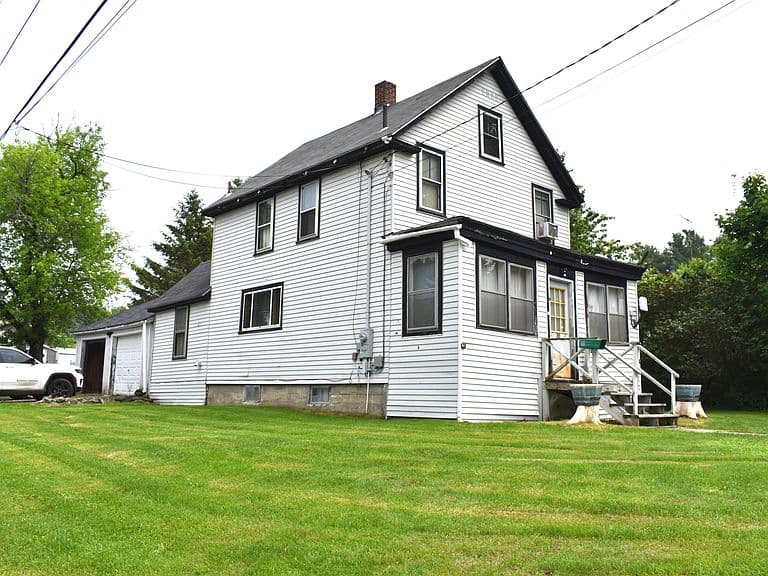 Listing photo