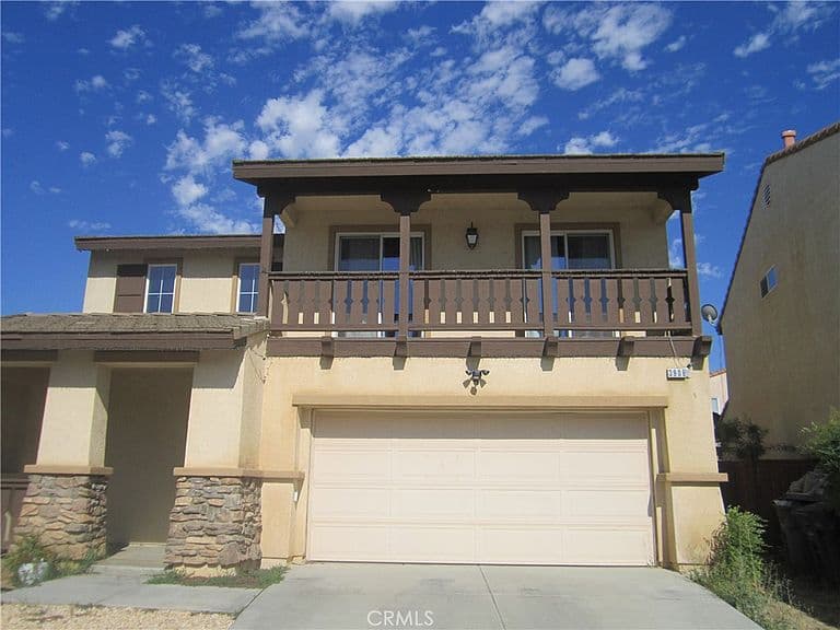 Listing photo 3