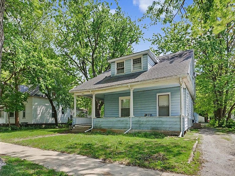 Listing photo 3