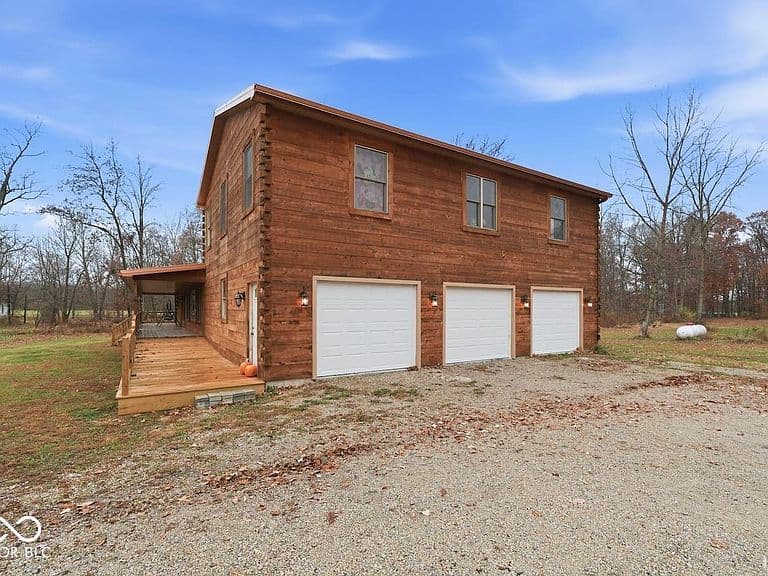 Listing photo 4