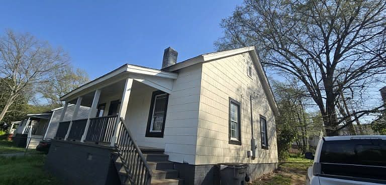 Listing photo 3