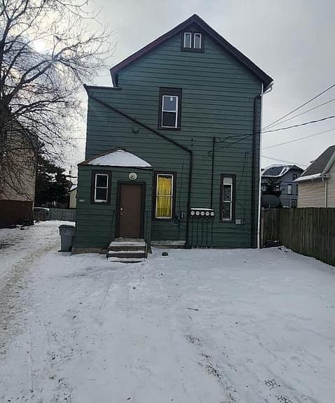 Listing photo 5