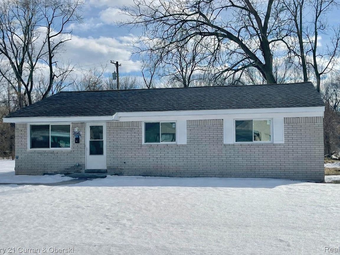 Primary listing photo