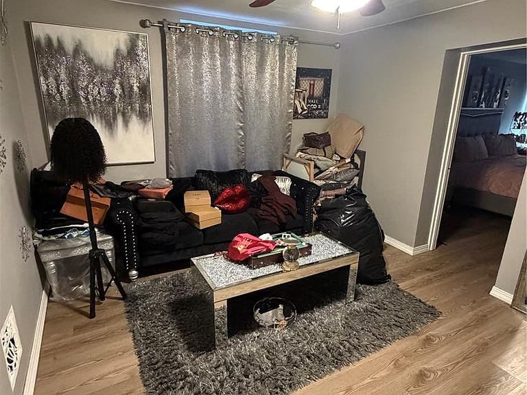 Listing photo 4
