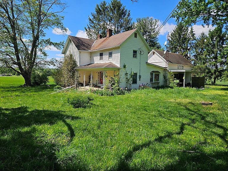 Listing photo 4