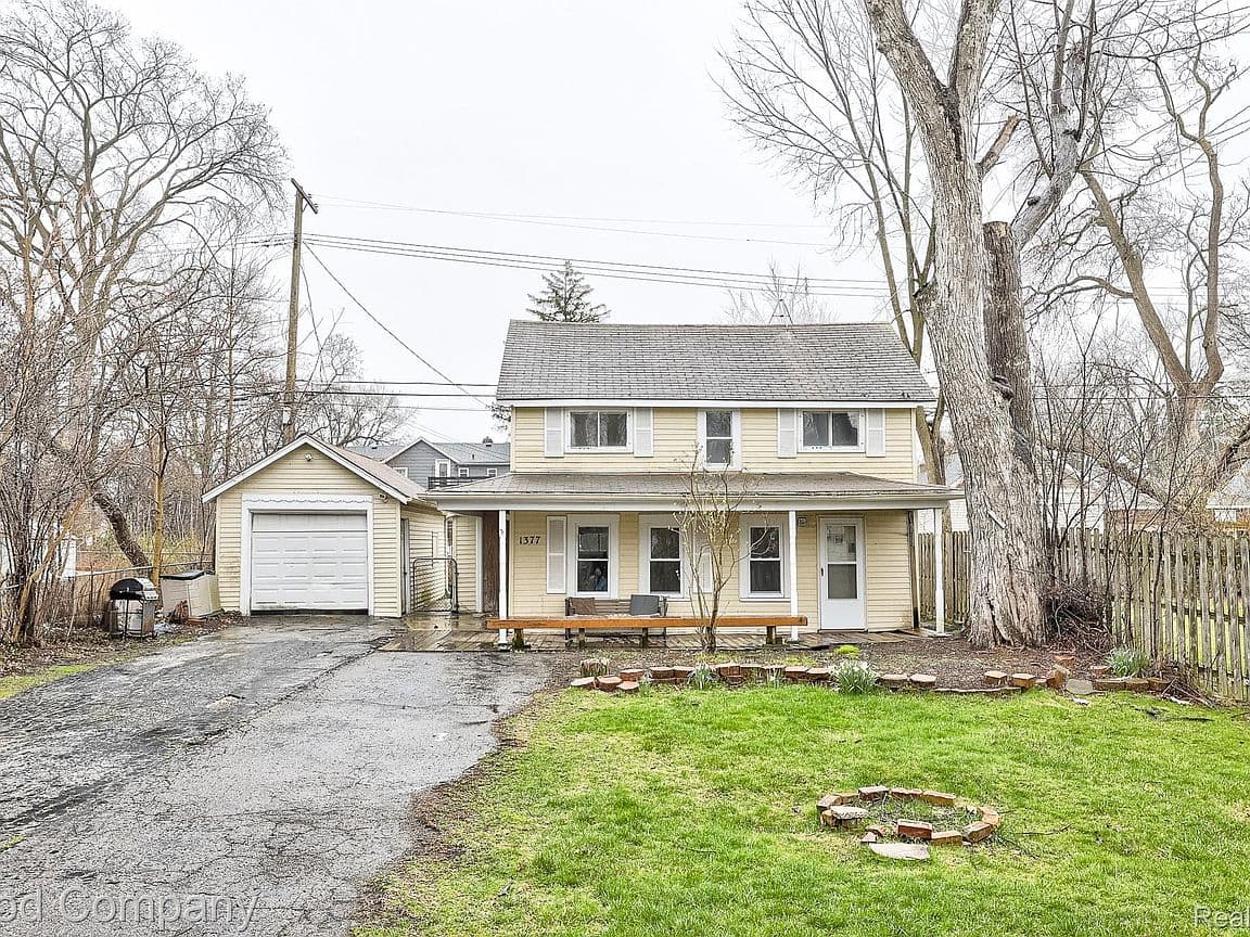 Primary listing photo