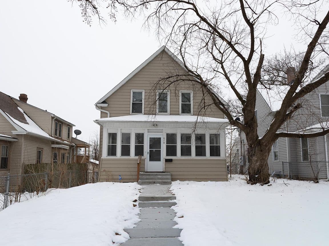 Primary listing photo