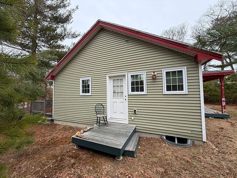 Listing photo 2