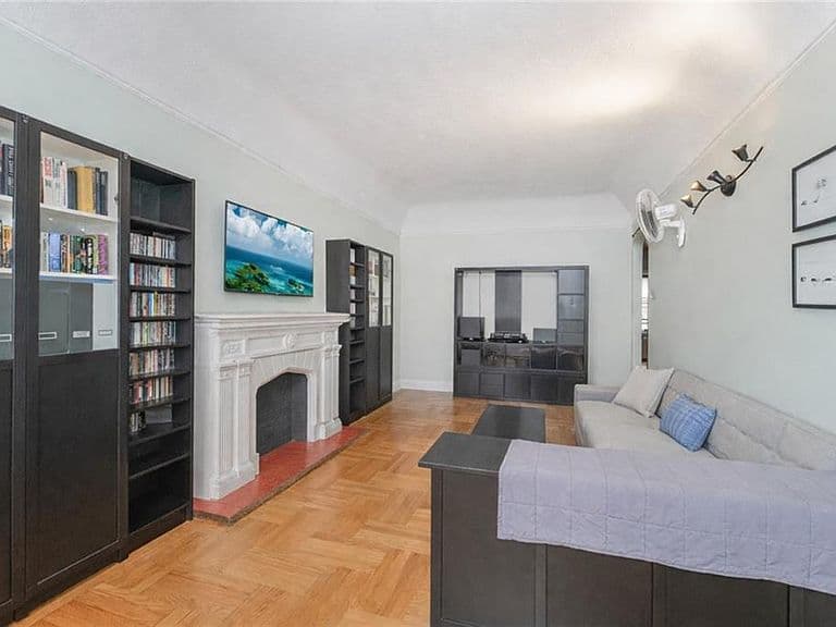 Listing photo 4