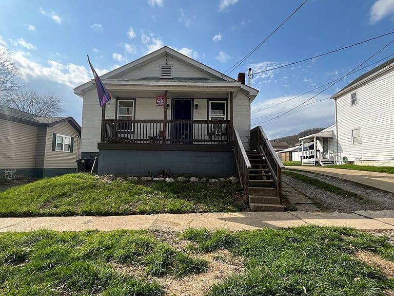 Listing photo 4