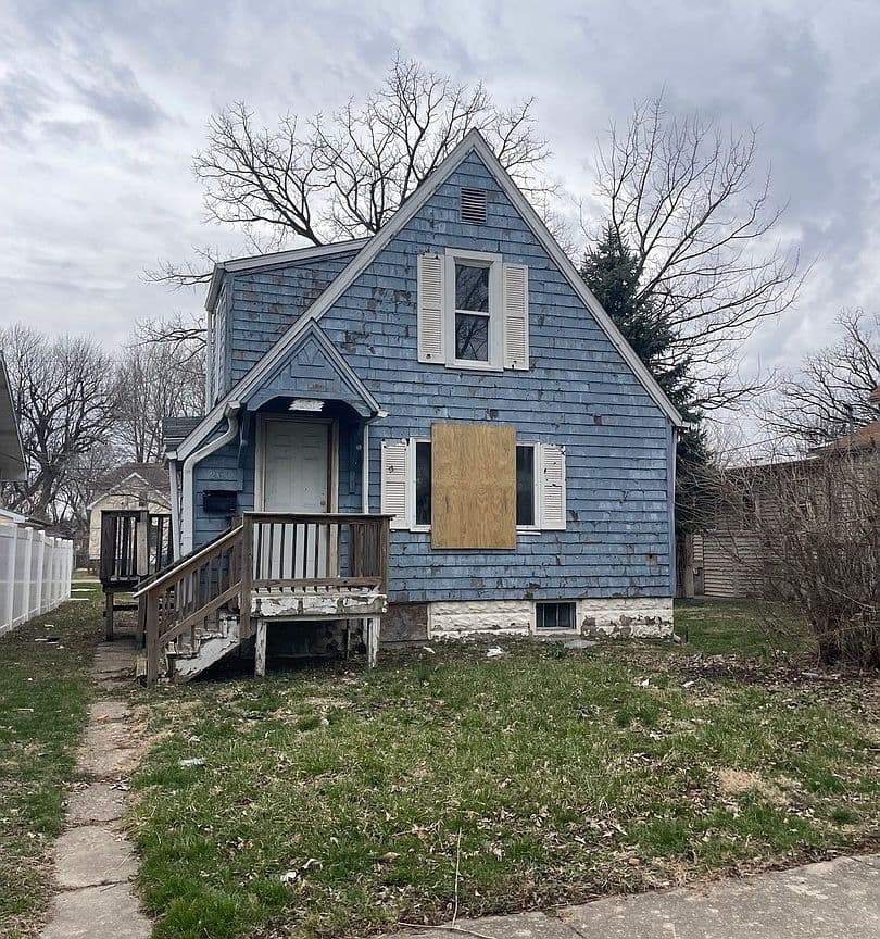 Primary listing photo