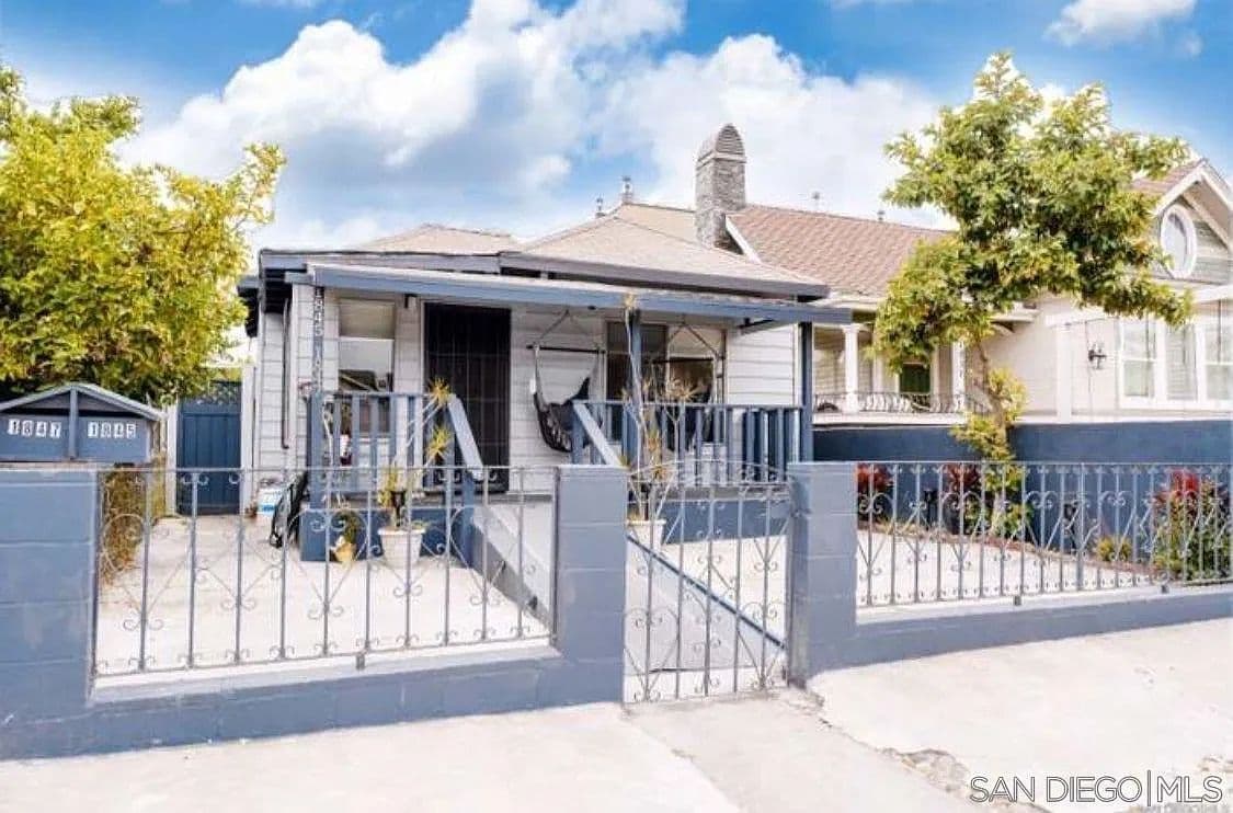 Primary listing photo