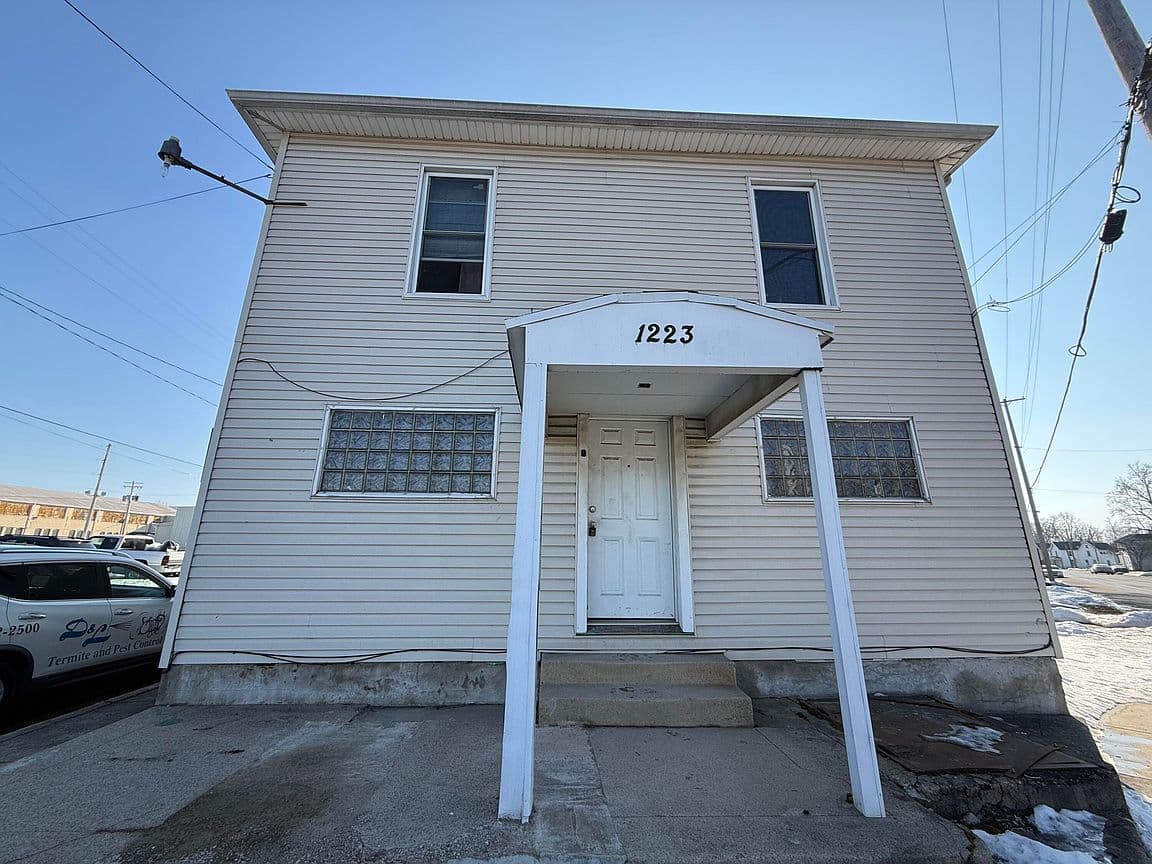 Primary listing photo