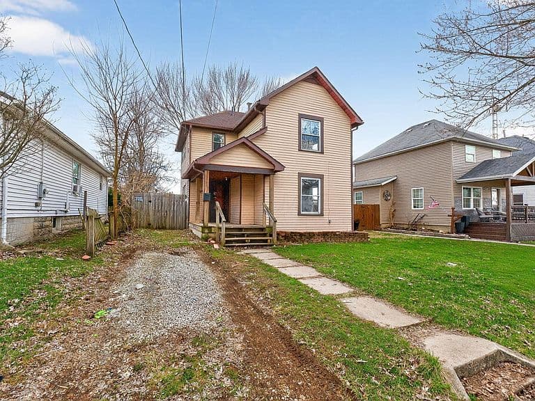 Listing photo 3