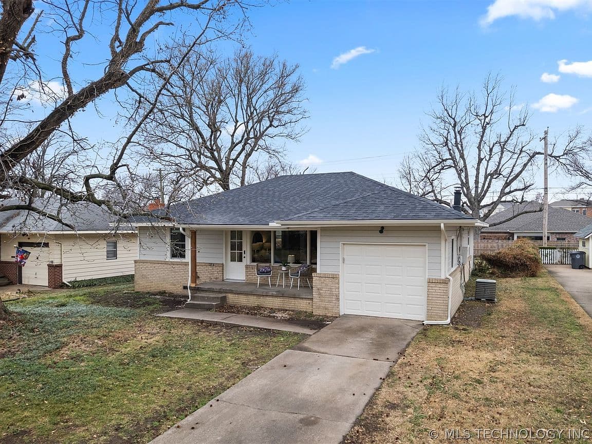 Primary listing photo