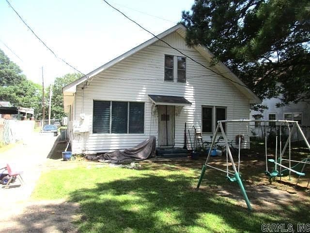 Listing photo 3