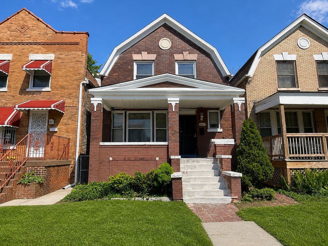Primary listing photo