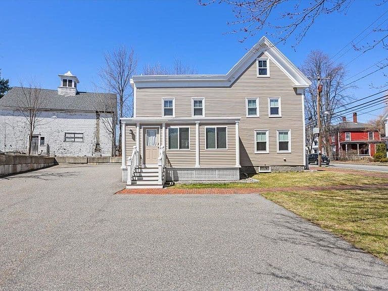 Listing photo 5