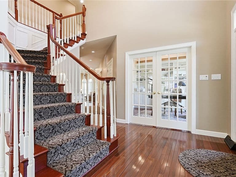 Listing photo 4