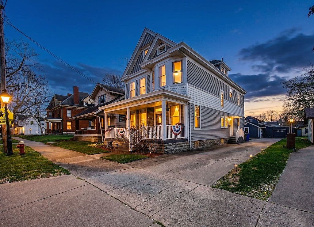 Primary listing photo