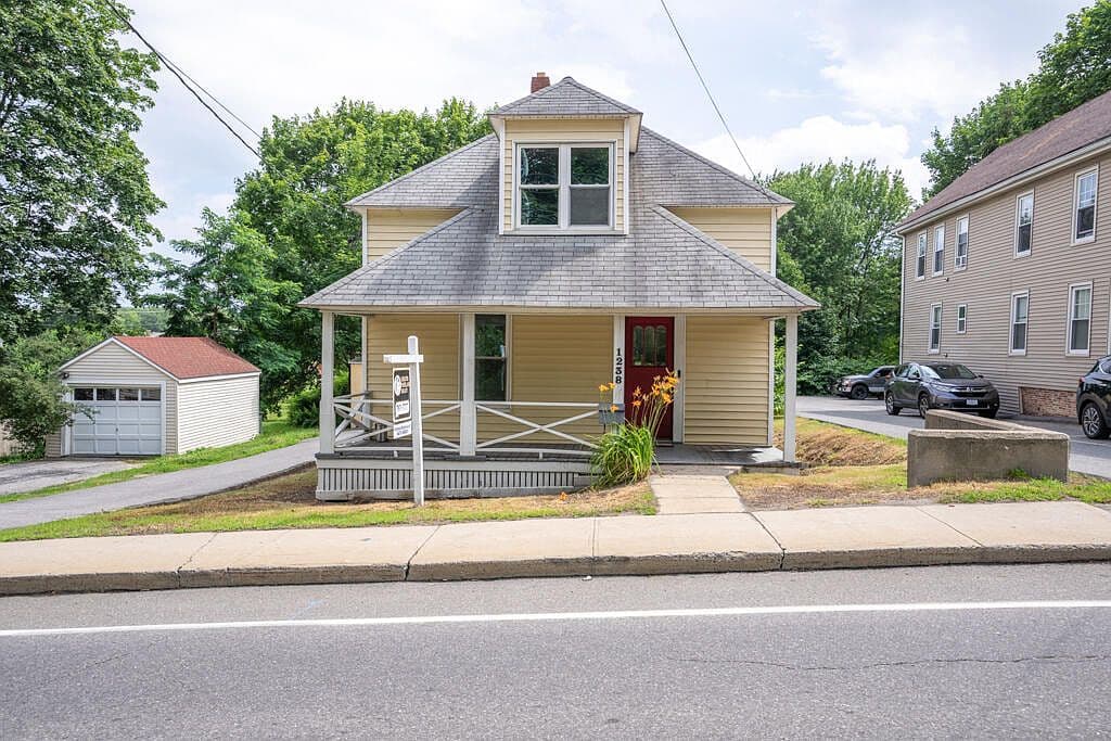 Primary listing photo