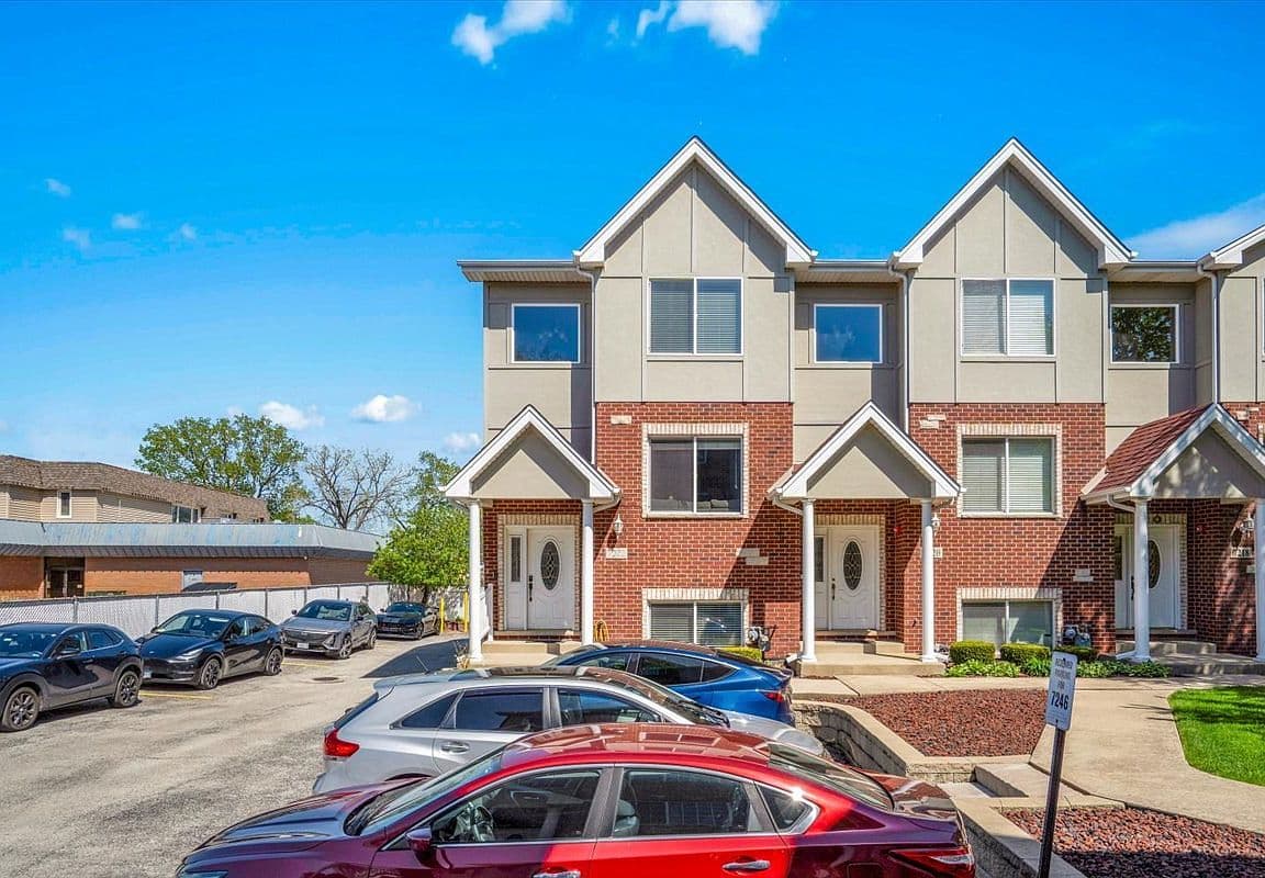 Primary listing photo