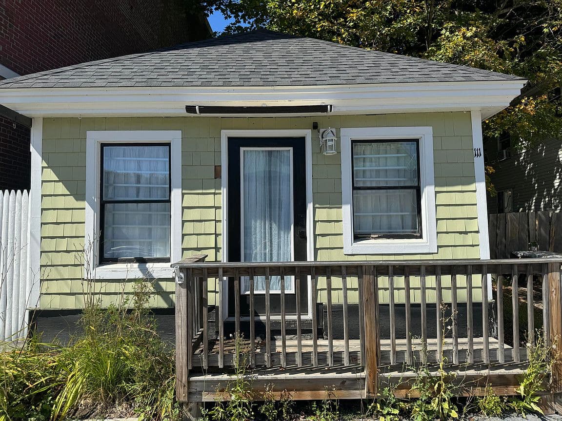 Primary listing photo