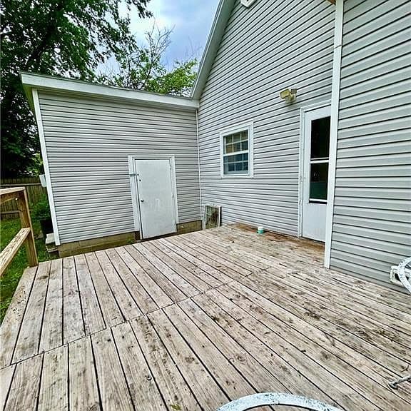 Listing photo 5
