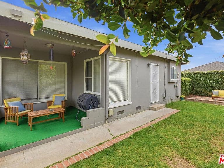 Listing photo 4