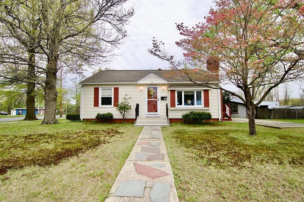Primary listing photo