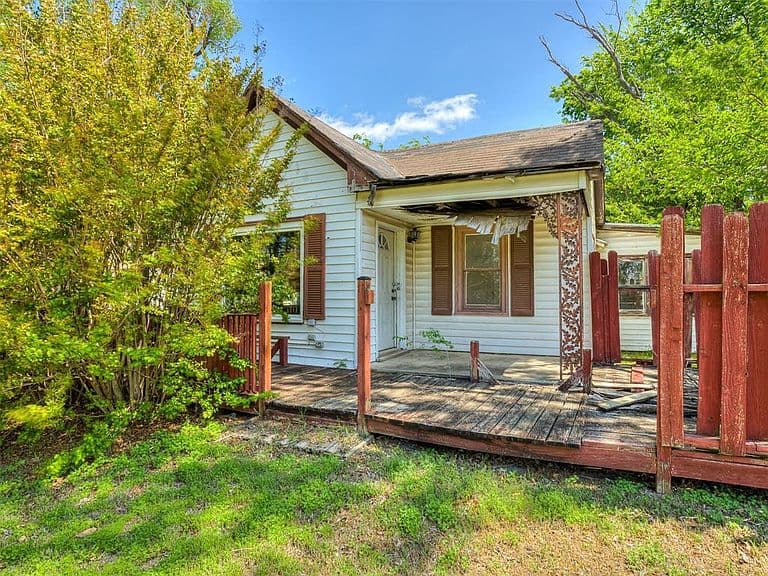 Listing photo 4