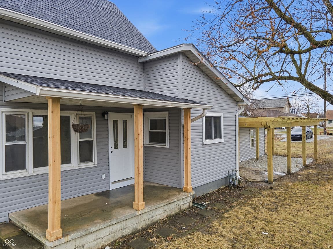 Primary listing photo