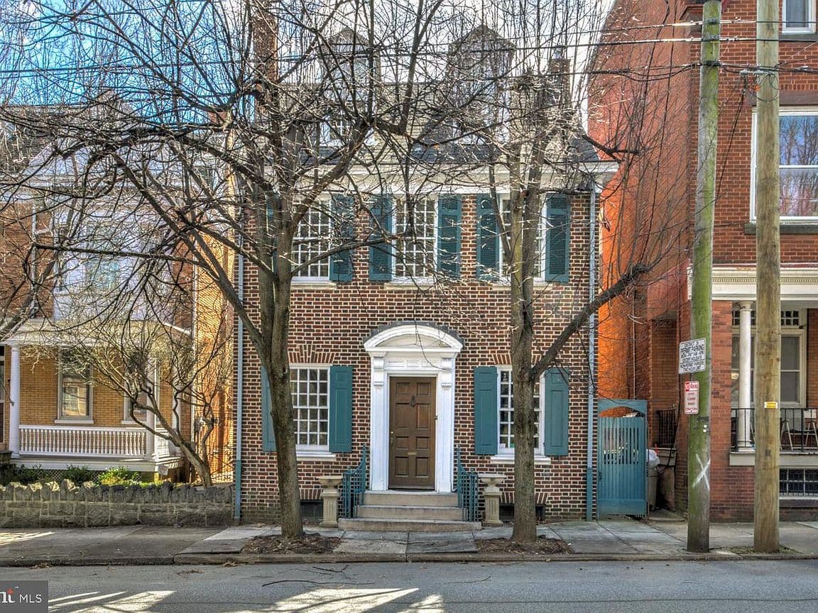 Primary listing photo