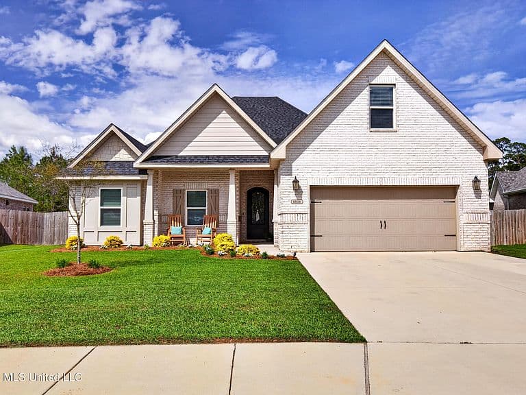 Listing photo