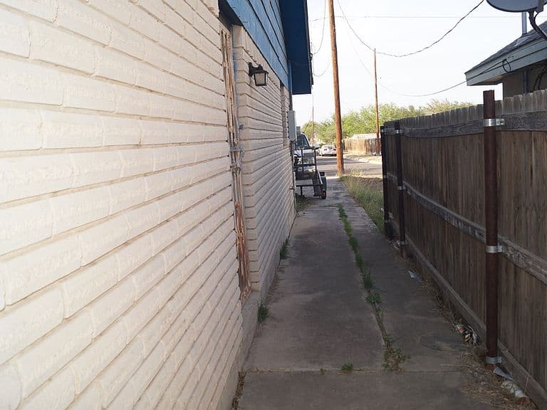 Listing photo 5