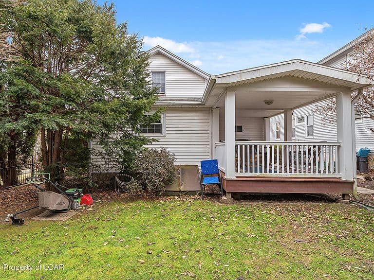 Listing photo 5