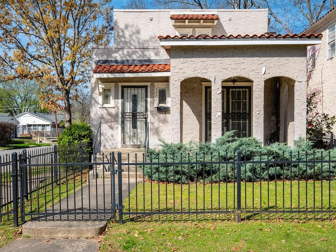 Primary listing photo