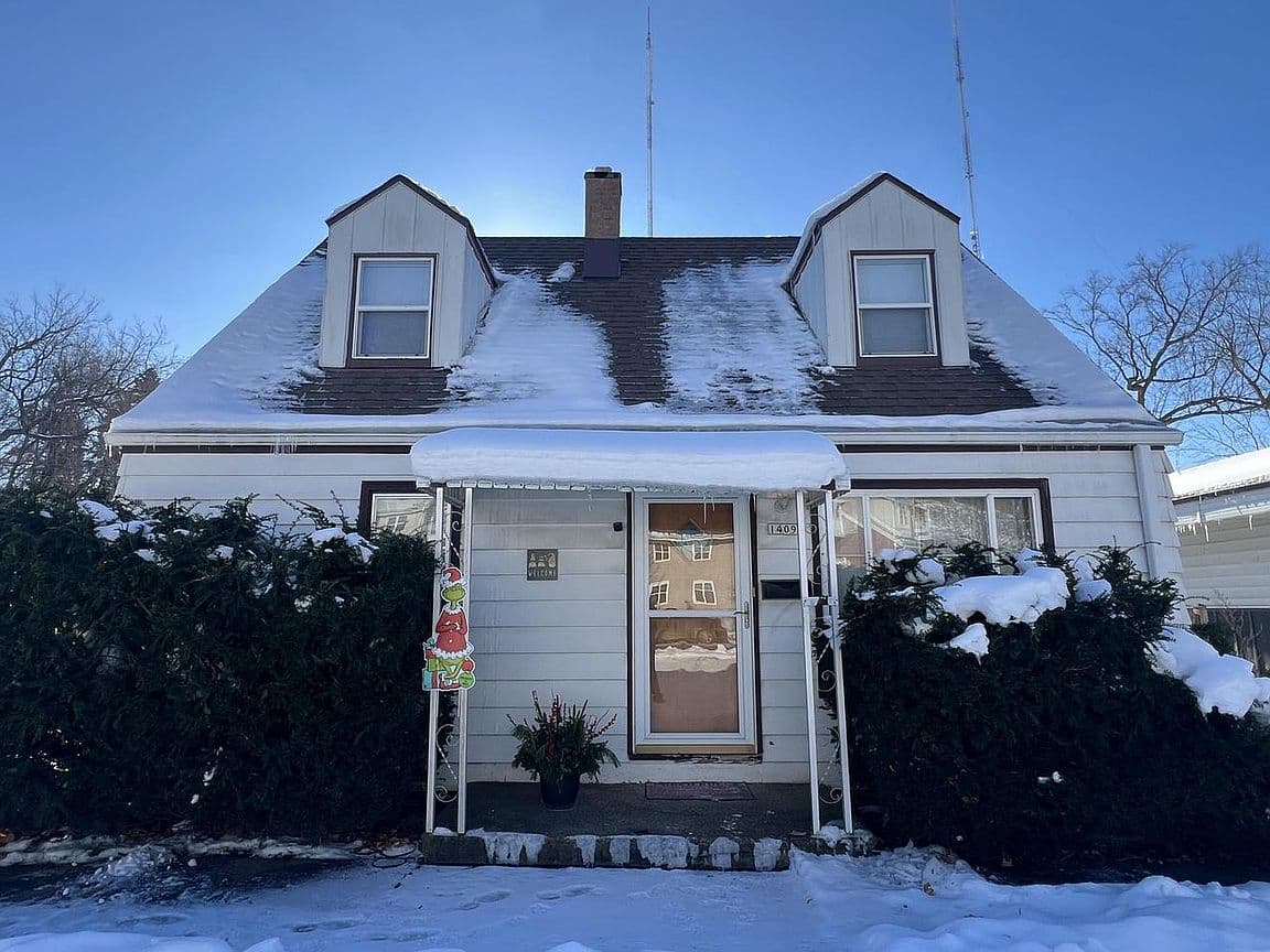 Primary listing photo