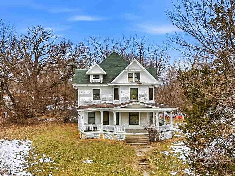 Listing photo 4
