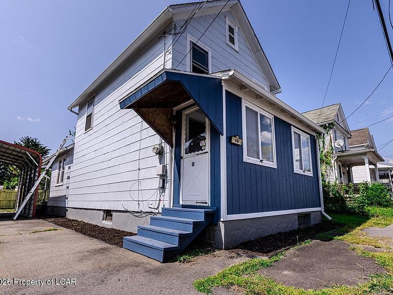 Listing photo 5