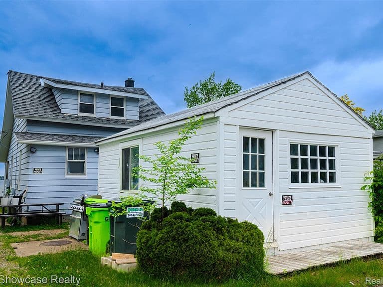 Listing photo 4