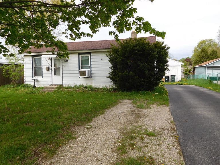 Listing photo