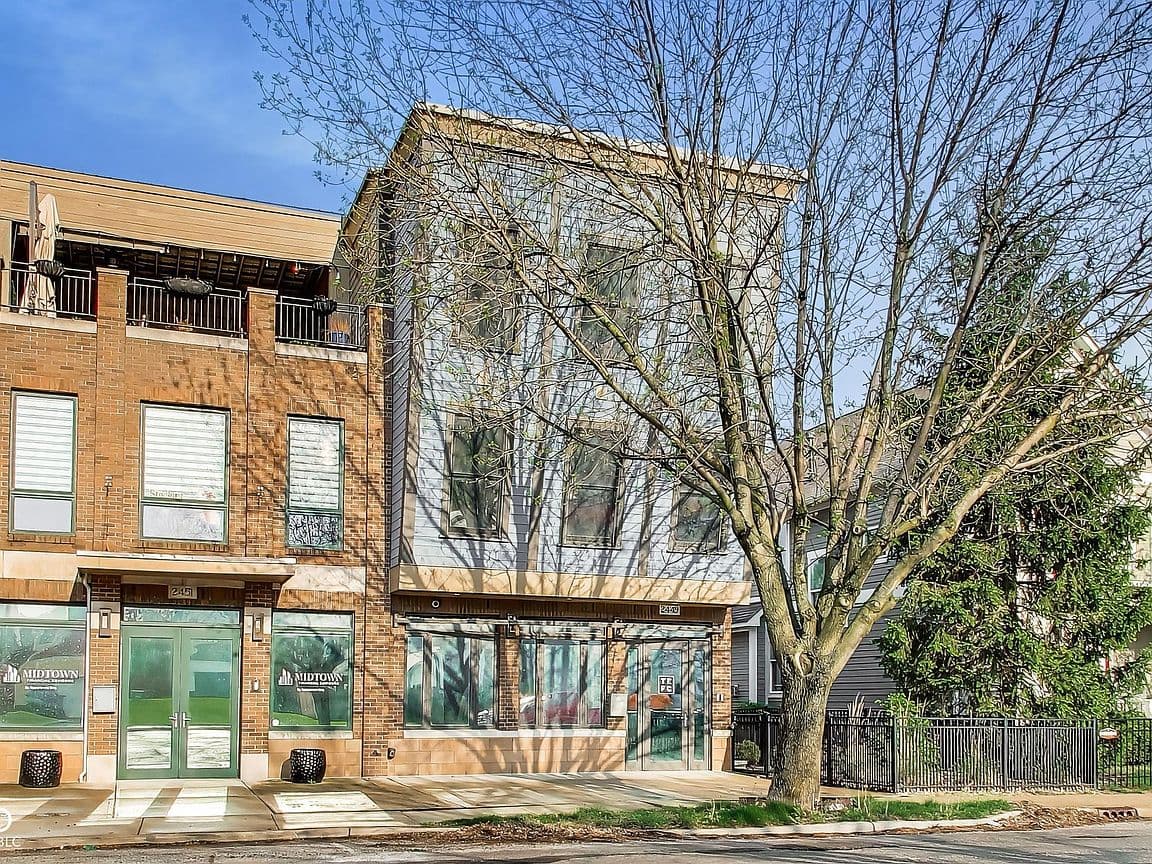 Primary listing photo