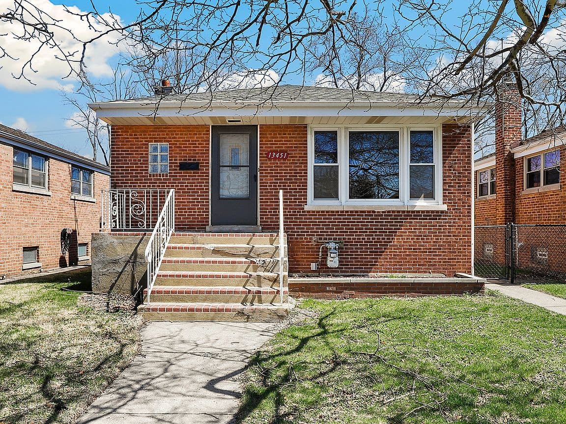 Primary listing photo