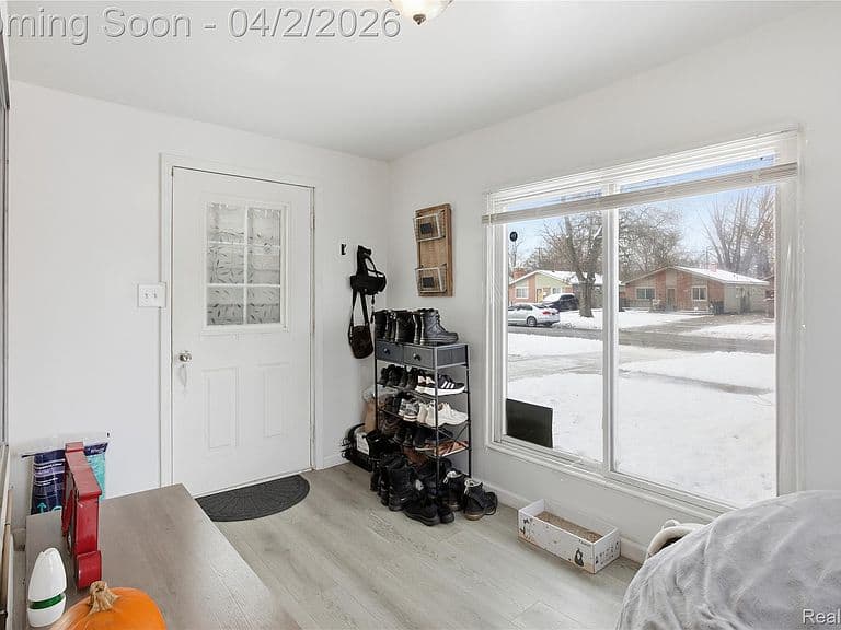 Listing photo 4