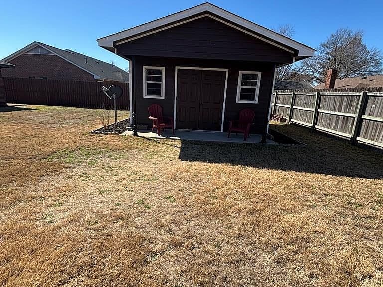 Listing photo 5